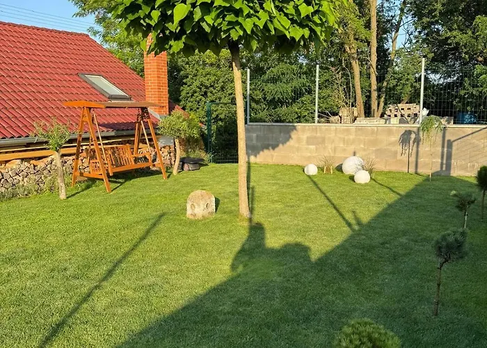 Sebina Zarucujici Absolutni Soukromi A Klid S Lahvi Vina Jako Darek شقة *